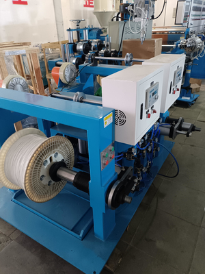 φ90mm+φ50mm สายและสายไฟฟ้าความเร็วสูง แจ็คเก็ตพลังงาน PVC PE Extrusion Machine