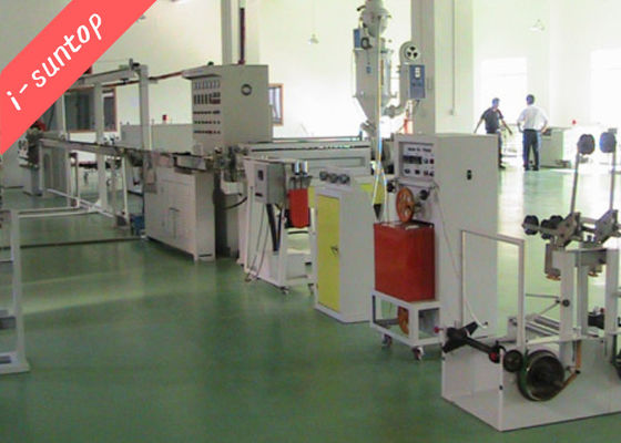 เครื่องปลอกสายเคเบิล 30kw เครื่องอัดรีดลวดชั้นฉนวน
