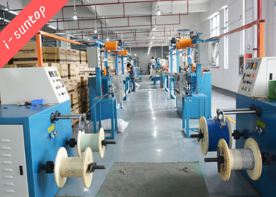 เครื่องปลอกสายเคเบิล 30kw เครื่องอัดรีดลวดชั้นฉนวน