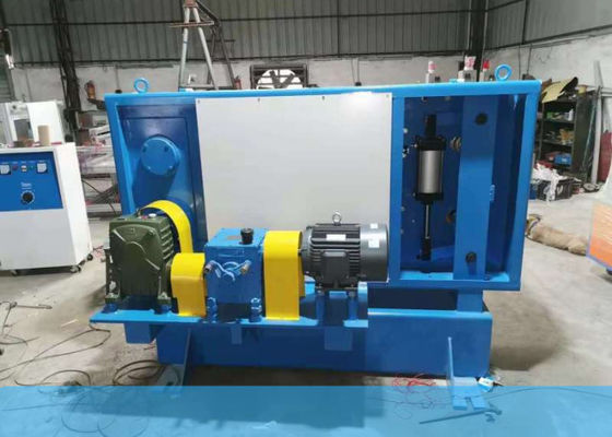 นิวเมติก 150m / นาที Caterpillar Traction Device Cable Sheathing Machine