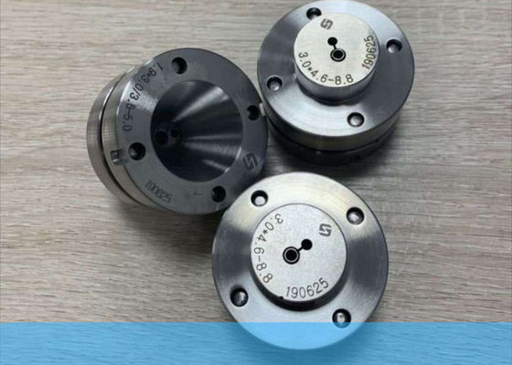 Anti Wear FTTH Drop Cable Extrusion Crosshead สำหรับเครื่องทำสายเคเบิล