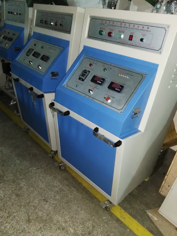 อุปกรณ์ทดสอบสายไฟ AC 220V ความถี่ของสายไฟทนต่อเครื่องทดสอบแรงดันไฟฟ้า